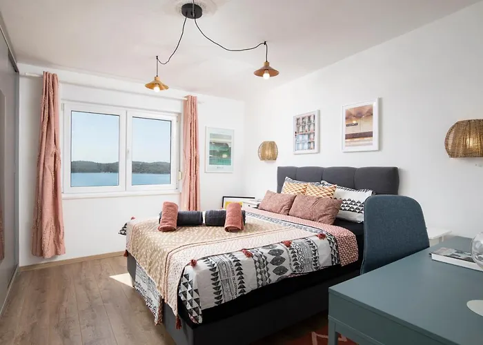 Floor Sunset Apartment