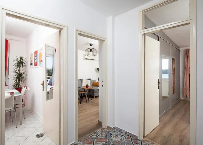 Floor Sunset Apartment